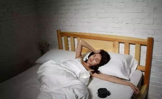 <a href='http://m.kisslarc.com/smz/' target='_blank' title='ʧ�߰Y'><span style='color: #0000ff'><strong>ʧ�߰Y</strong></span></a>