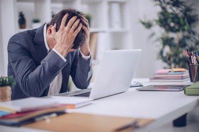 <a href='http://m.kisslarc.com/smz/' target='_blank' title='失眠癥'><span style='color: #0000ff'><strong>失眠癥</strong></span></a>