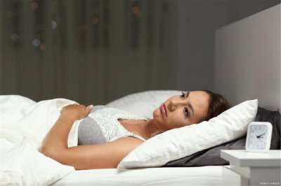 <a href='http://m.kisslarc.com/smz/' target='_blank' title='失眠癥'><span style='color: #0000ff'><strong>失眠癥</strong></span></a>