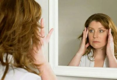 <a href='http://m.kisslarc.com/smz/' target='_blank' title='失眠癥'><span style='color: #0000ff'><strong>失眠癥</strong></span></a>