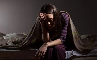 <a href='http://m.kisslarc.com/smz/' target='_blank' title='ʧ�߰Y'><span style='color: #0000ff'><strong>ʧ�߰Y</strong></span></a>