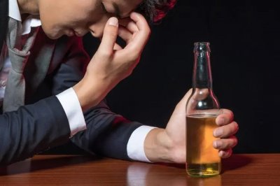 <a href='http://m.kisslarc.com/smz/' target='_blank' title='失眠癥'><span style='color: #0000ff'><strong>失眠癥</strong></span></a>