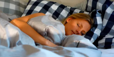 <a href='http://m.kisslarc.com/smz/' target='_blank' title='失眠癥'><span style='color: #0000ff'><strong>失眠癥</strong></span></a>