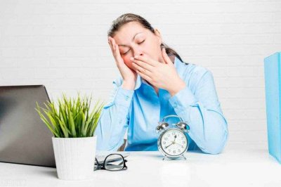 <a href='http://m.kisslarc.com/smz/' target='_blank' title='失眠癥'><span style='color: #0000ff'><strong>失眠癥</strong></span></a>