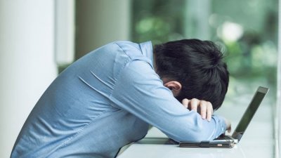 <a href='http://m.kisslarc.com/smz/' target='_blank' title='失眠癥'><span style='color: #0000ff'><strong>失眠癥</strong></span></a>