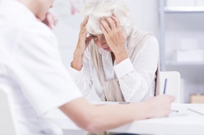 <a href='http://m.kisslarc.com/smz/' target='_blank' title='失眠癥'><span style='color: #0000ff'><strong>失眠癥</strong></span></a>