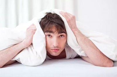 <a href='http://m.kisslarc.com/smz/' target='_blank' title='失眠癥'><span style='color: #0000ff'><strong>失眠癥</strong></span></a>